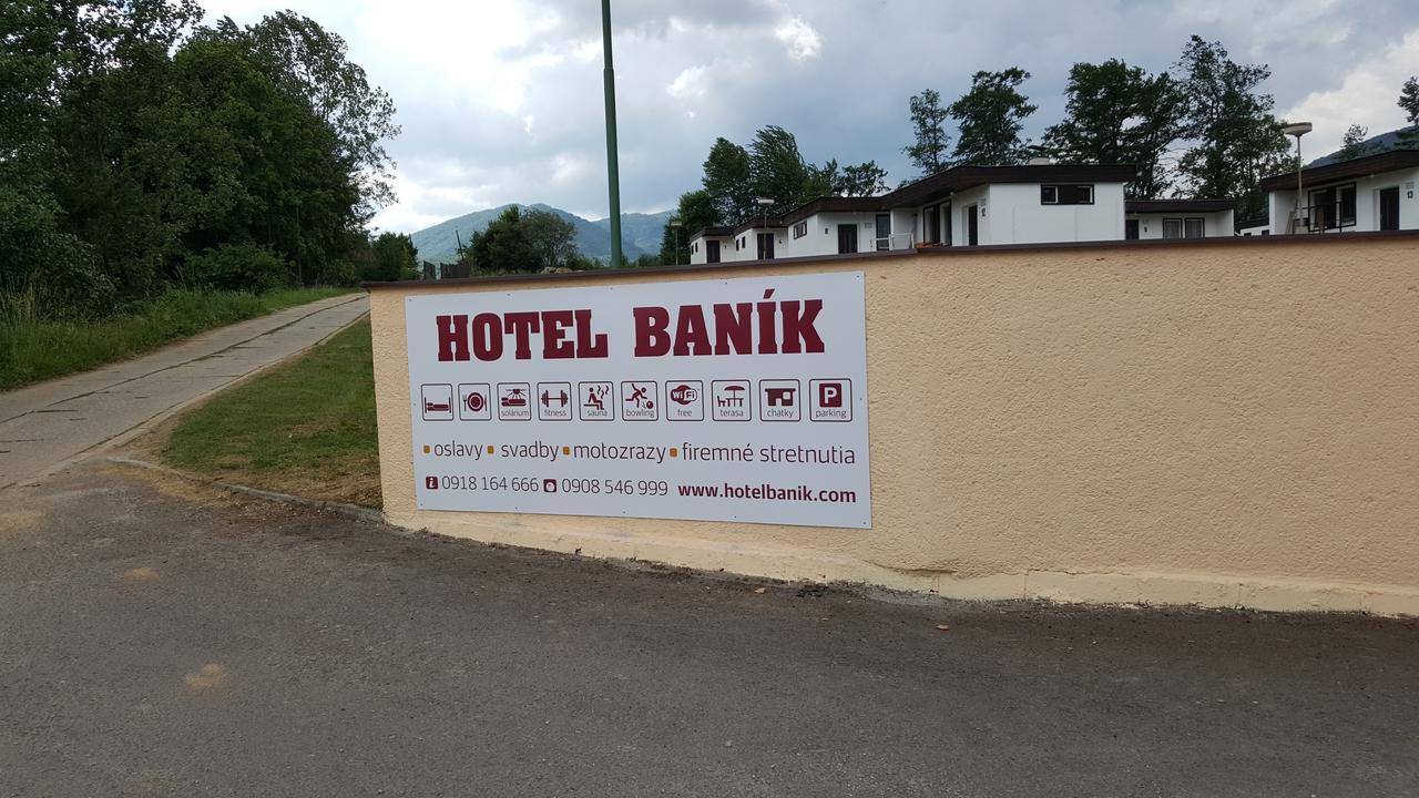 Hotel Banik Nitrianske Rudno ภายนอก รูปภาพ